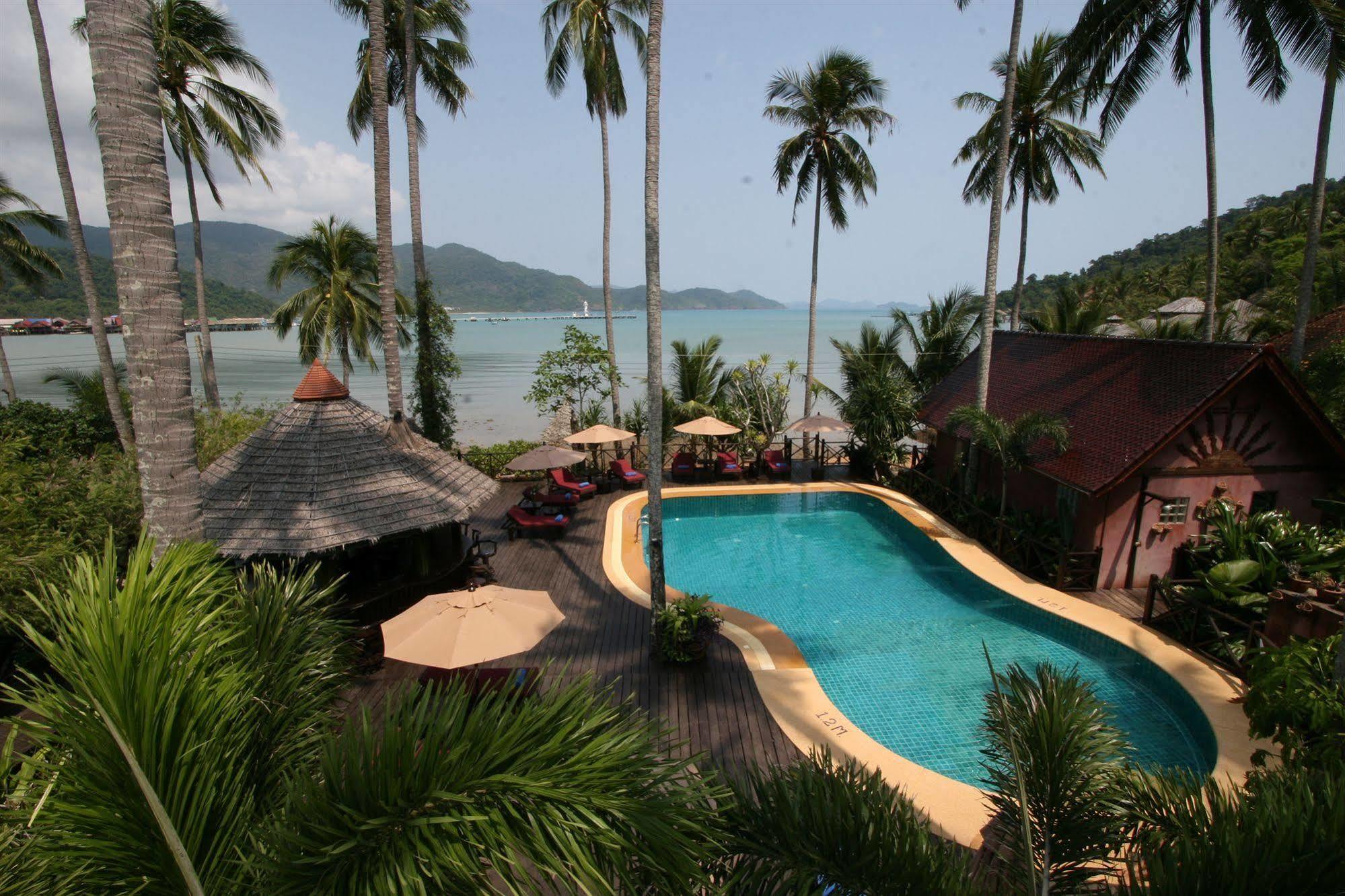 Nirvana Resort Koh Chang Bang Tao Beach 외부 사진